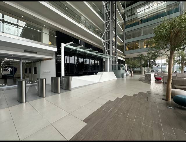 552M² OFFICE TO LET IN SANDTON CENTRAL